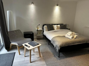 Plumstead one bed studio flat